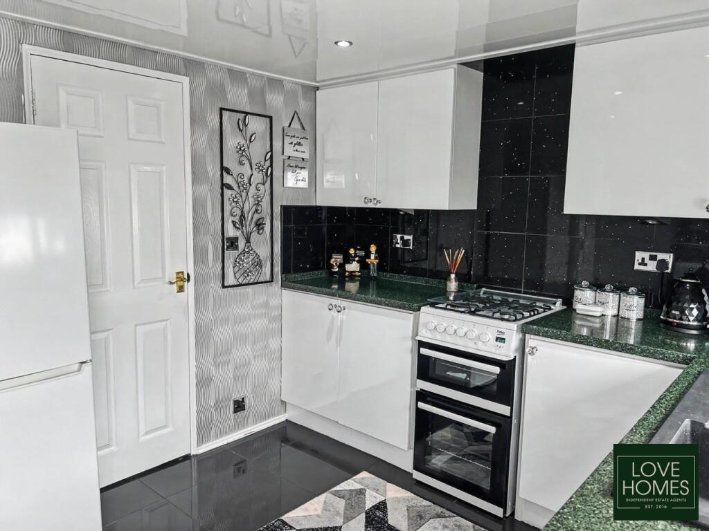 Jensen Drive, Carr Bridge Residential Park, Blackpool, Lancashire, FY4 5RL photo 4