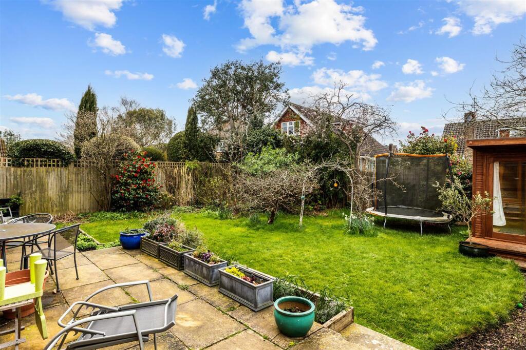 Highfield Drive, Hurstpierpoint photo 4