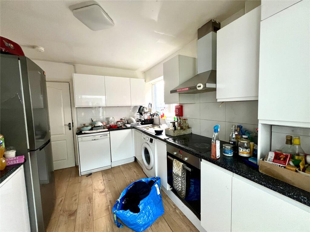 Ashenden Road, Guildford, Surrey, GU2 - View 2