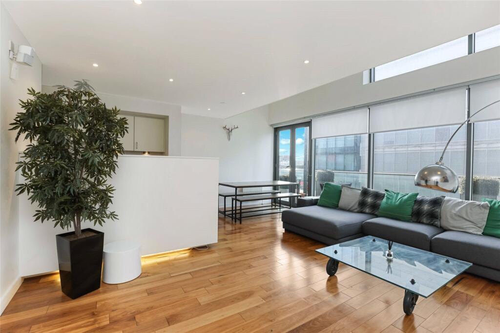 Apartment in Glasgow - View 3