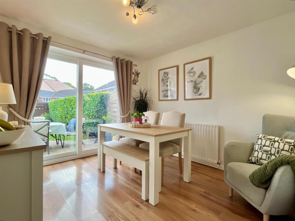 Dovebridge Close, Sutton Coldfield – pohled 4