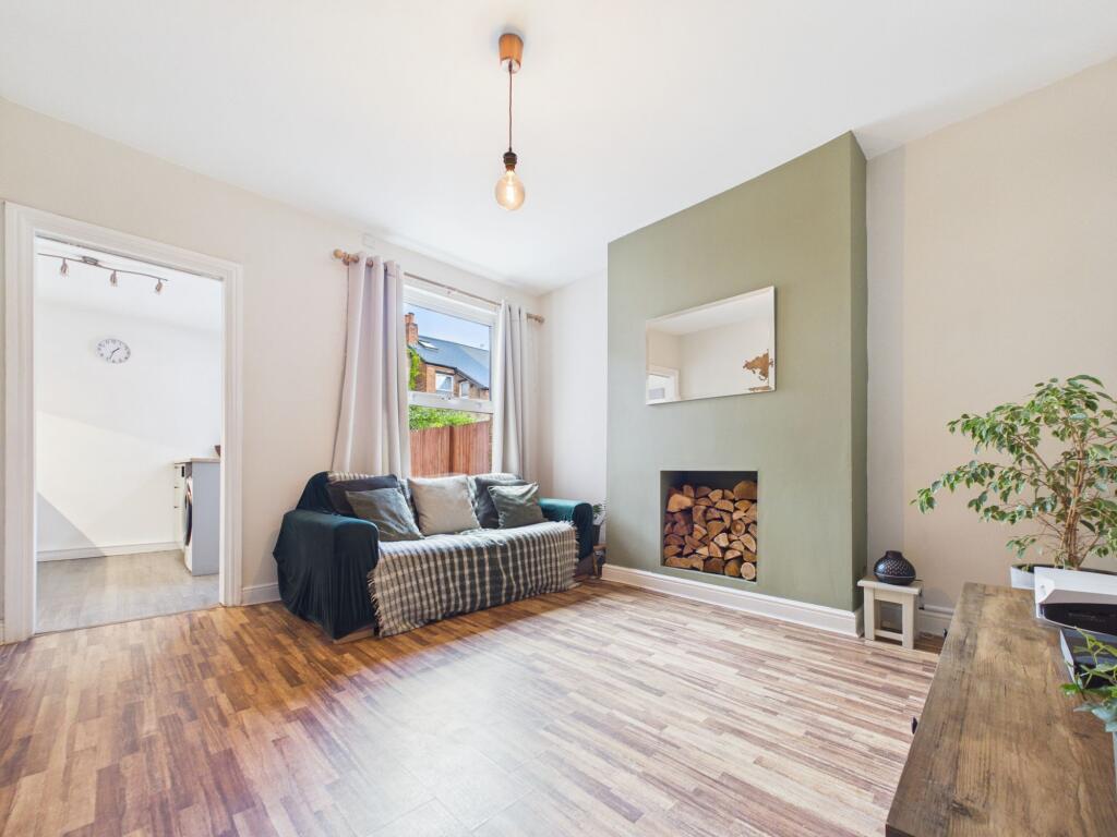 House in Nottingham - View 5