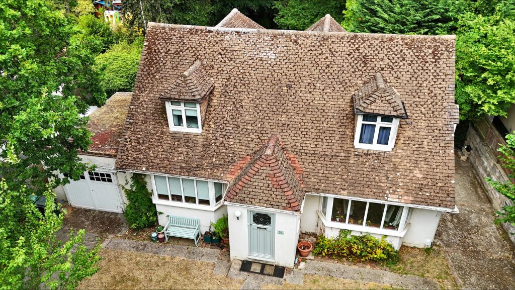 Main image of property: Chapel Hill, Tilehurst, RG31