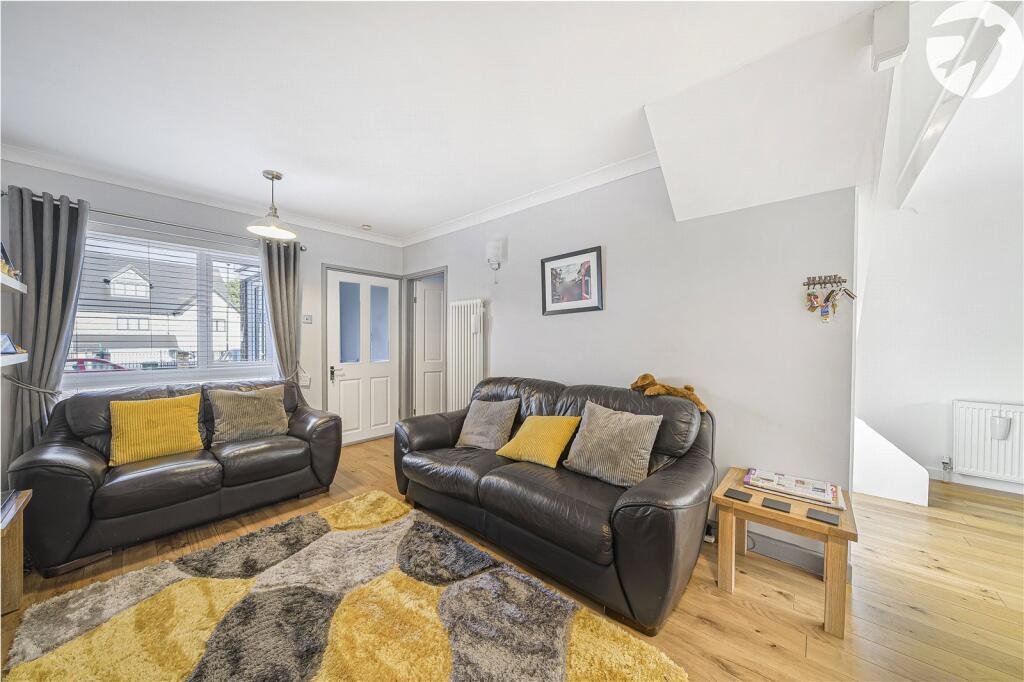 Tile Kiln Lane, Bexley, Kent, DA5 photo 4
