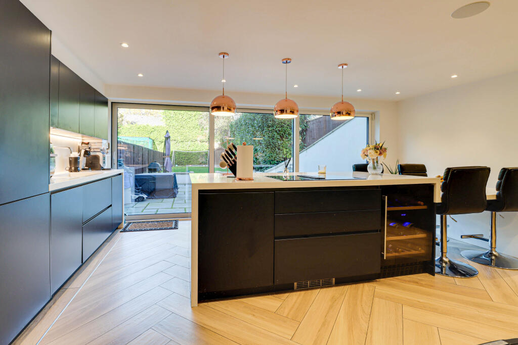 House in St Albans, Milehouse - View 4