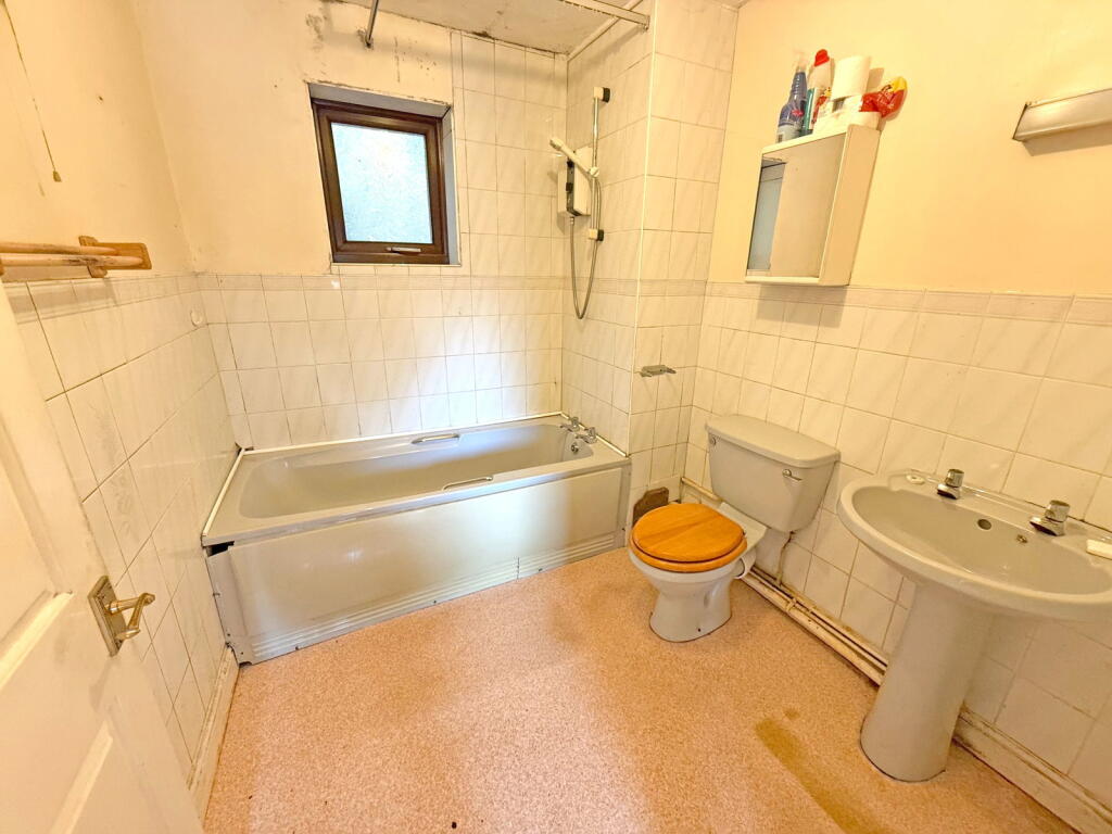 Additional image 8 of Cheyne Gardens, Hall Green, B28 0UH