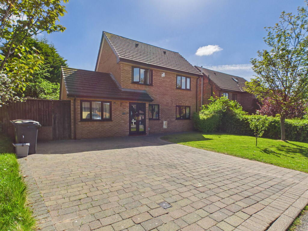 Main image of property: Hazel Lane, Skelmersdale, WN8 6UN
