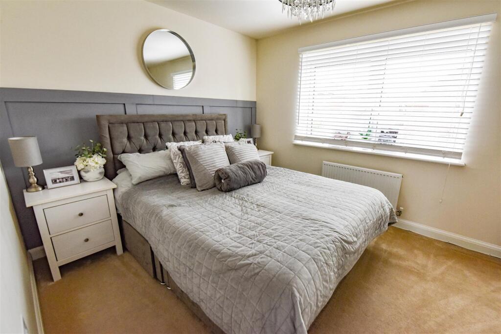 House in Charfield, Charfield Gardens - View 5