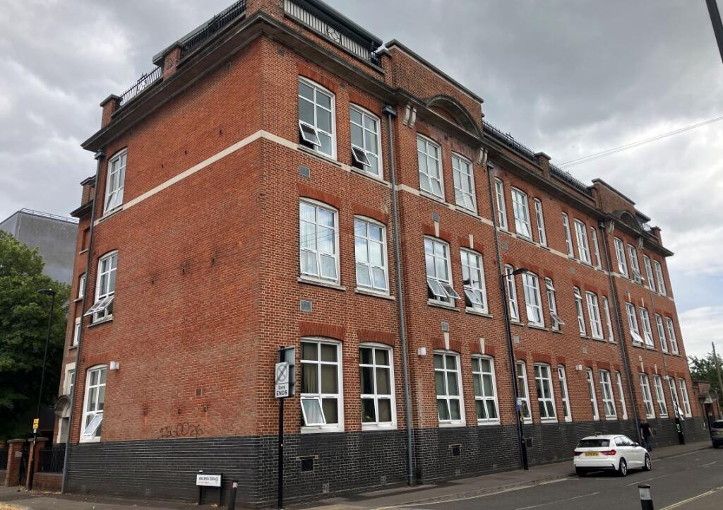 Main image of property: Flat 29, 90 Andersons Road, Southampton, SO14 5FR