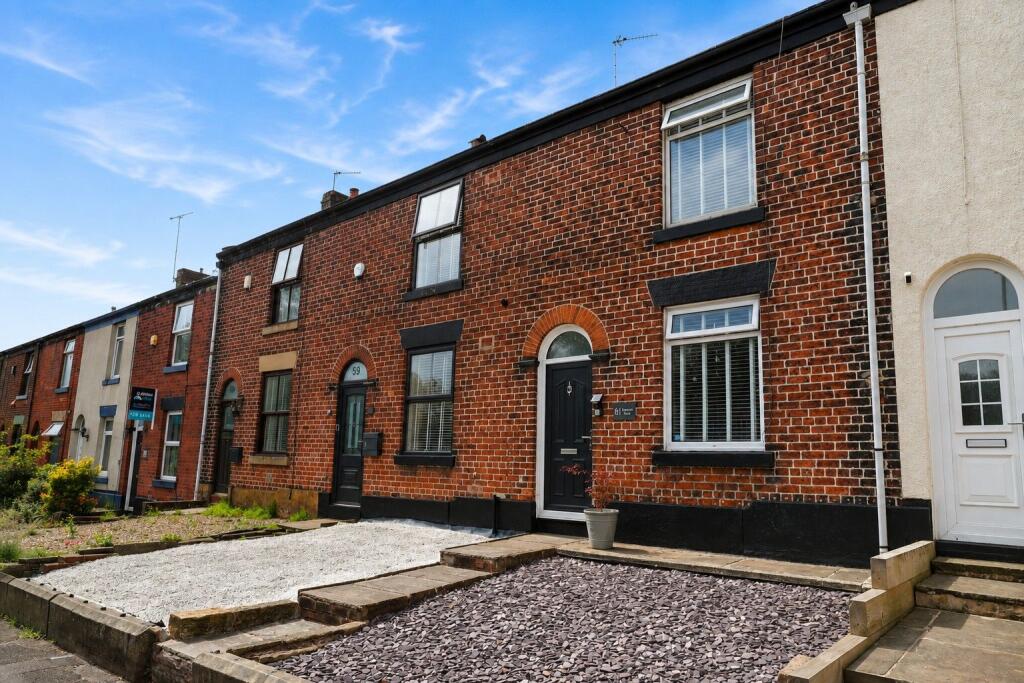 Main image of property: Tottington Road, Bury, BL8 1LJ