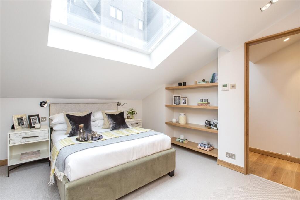 Apartment in London - View 5