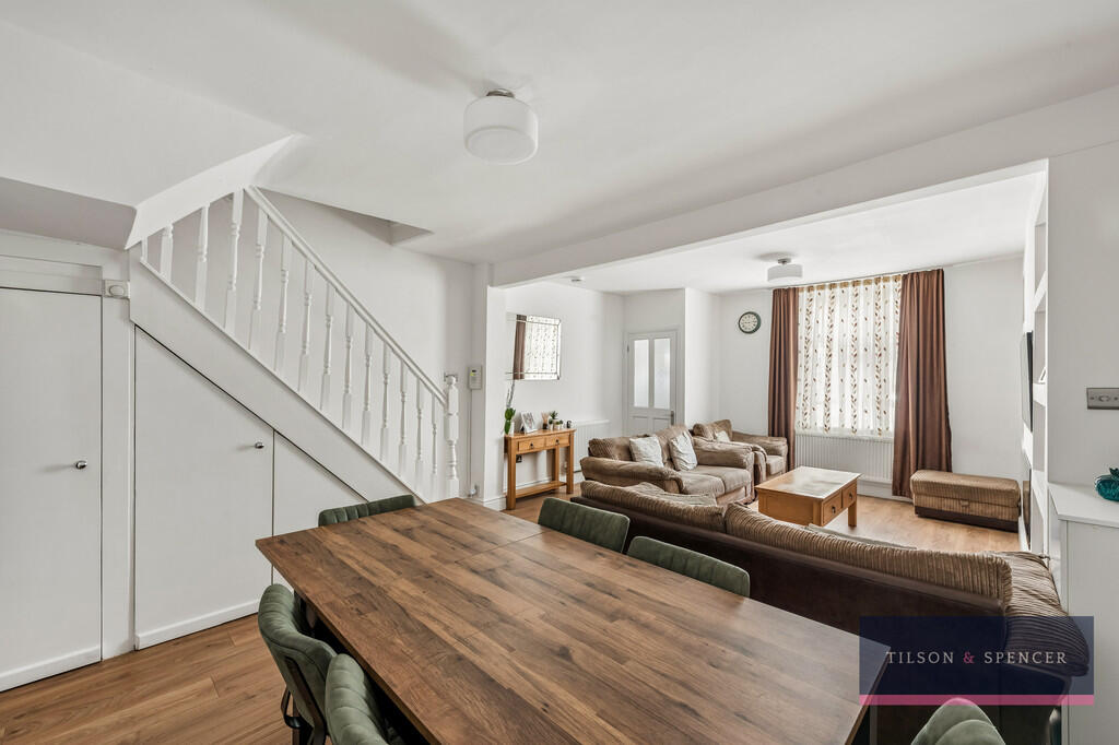Spencer Road, London, N17 photo 4