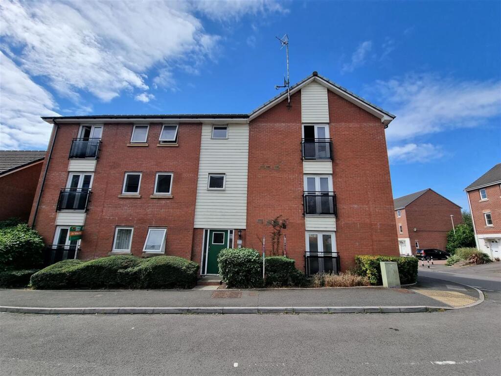 Main image of property: Longacres, Bridgend, CF31