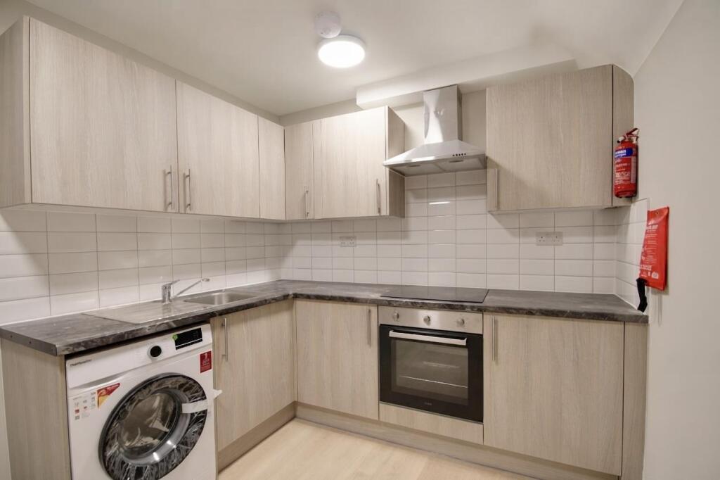Apartment in Brighton - View 3