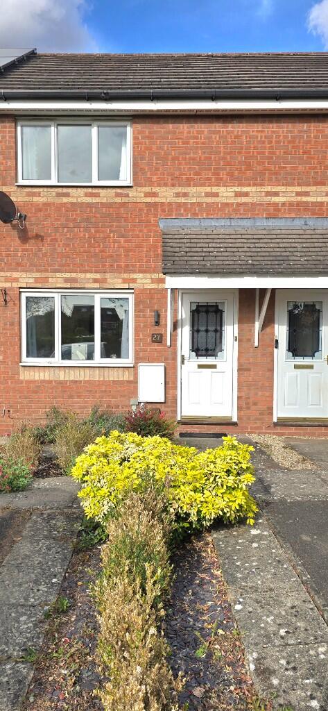 Main image of property: 27 Woodbreach Drive, Market Harborough, Leicestershire, LE16