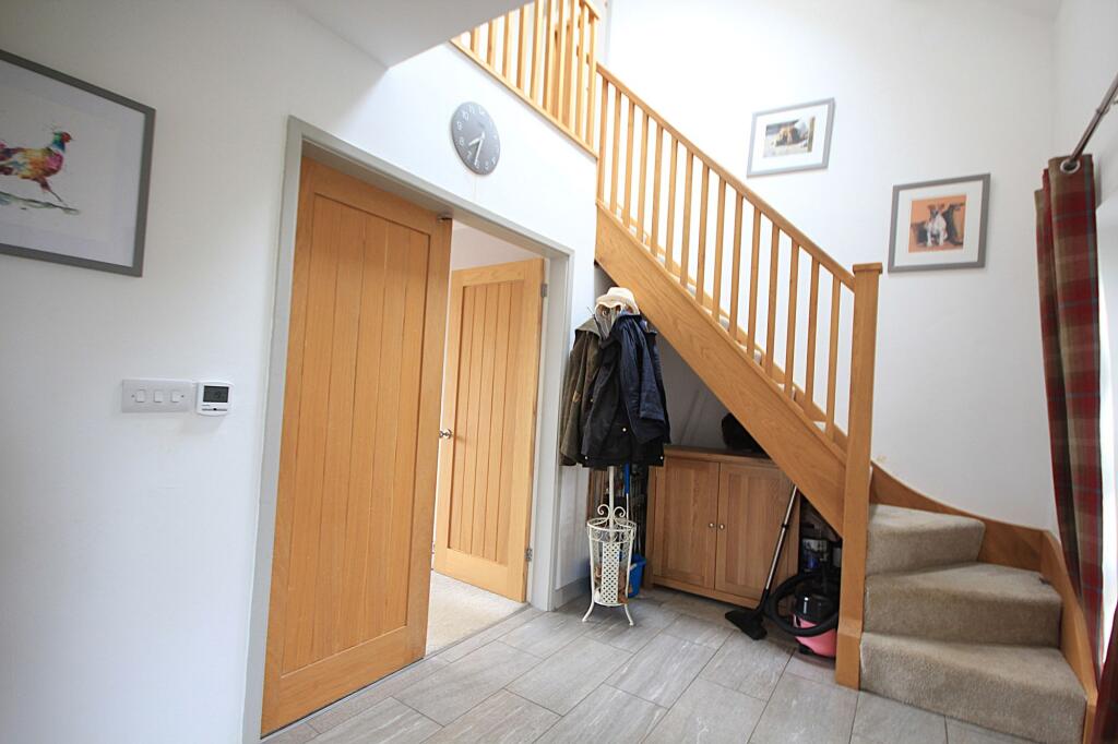 House in Shrewsbury, Willington Worthenbury - View 4