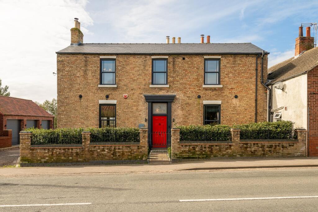 Main image of property: High Street, Marton, DN21