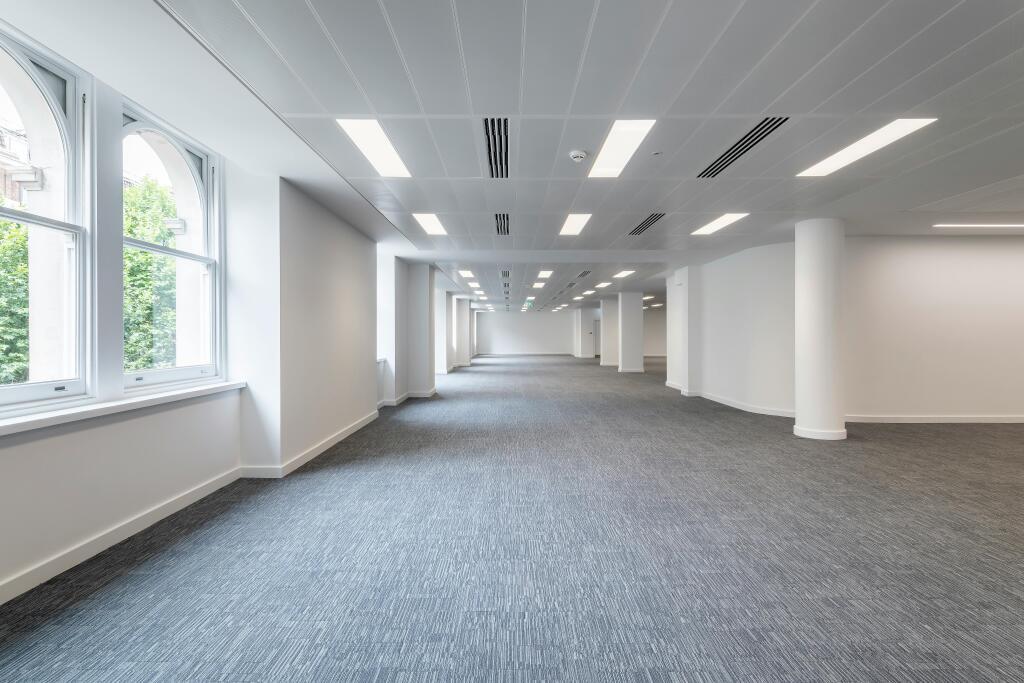 _T3A7442-Edit - 090725_SCD_6_Chesterfields_Gardens_©_Peter Landers Photography - Large - use.jpg