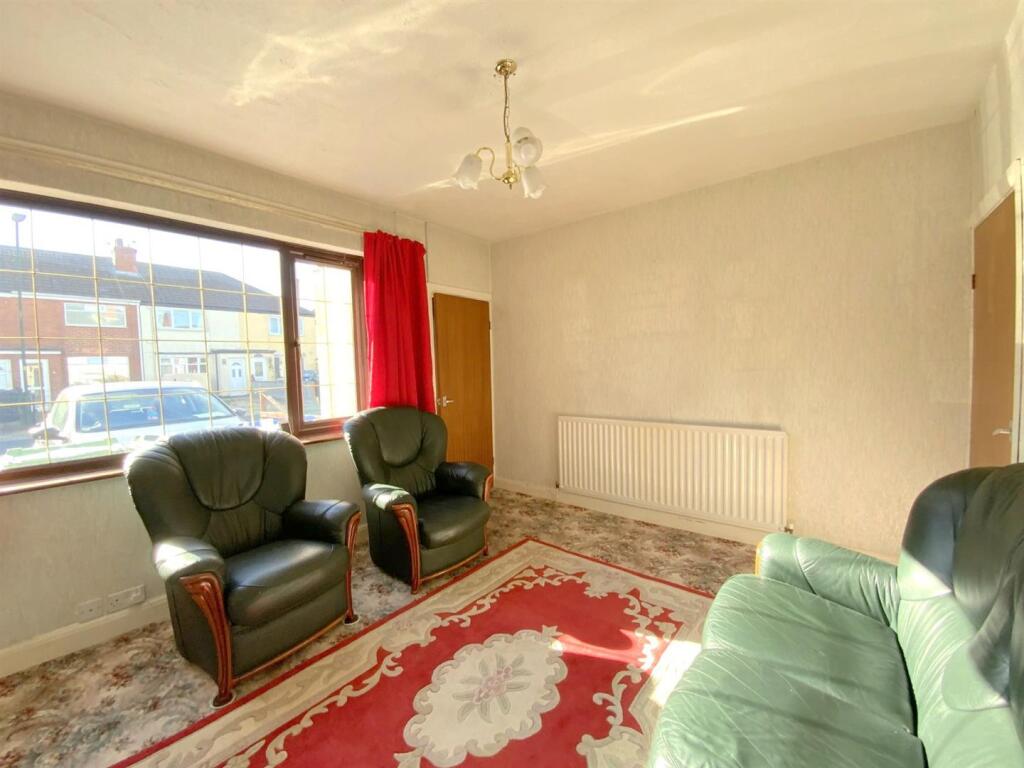 House in Doncaster - View 4