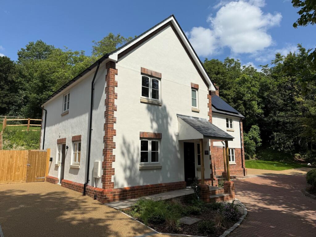 Main image of property: Burleighfield Estate, London Road, Loudwater, High Wycombe, HP10