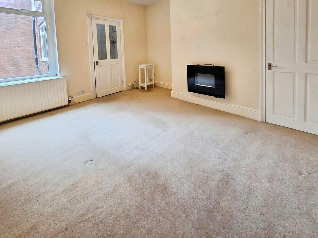 Apartment in Newcastle upon Tyne - View 3