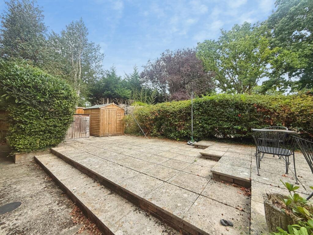 Apartment in Reading - View 5