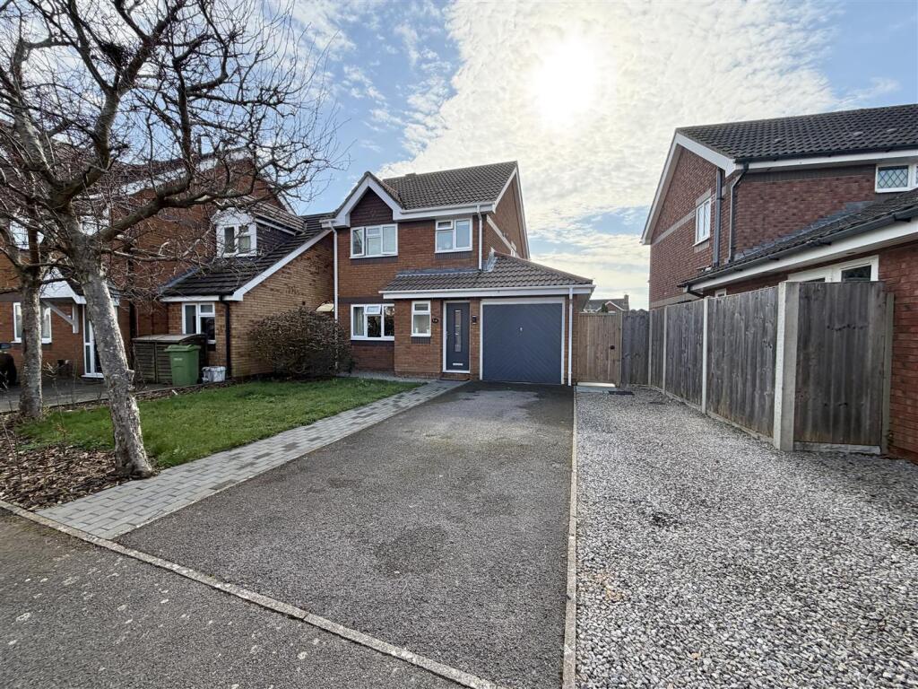 Main image of property: Tawny Owl Close, Stubbington,Fareham