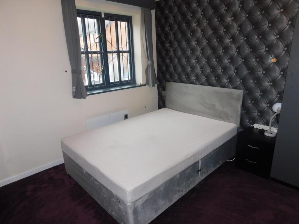 Apartment in Liverpool, Knowledge Quarter - More