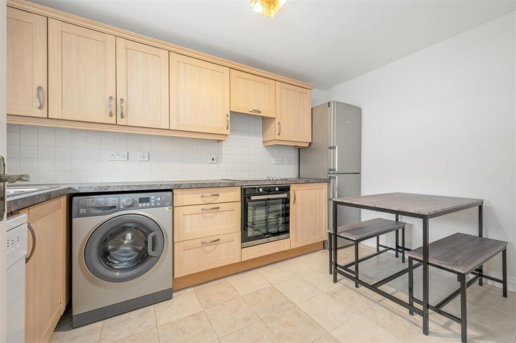 House in Stratford-on-Avon, Oversley Green, Alcester - View 4