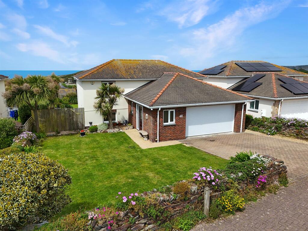 Main image of property: 48, Lusty Glaze Road, Newquay, Cornwall, TR7 3AE