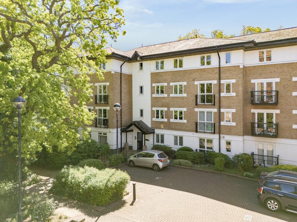 Main image of property: Byron Court, Makepeace Road, Wanstead, E11