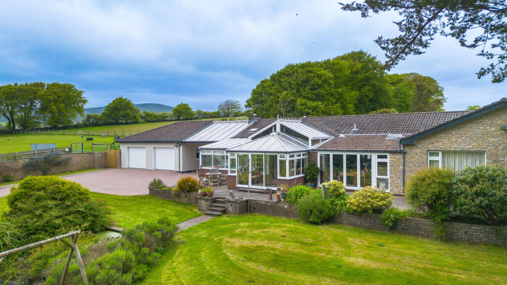 Main image of property: Flambards, West Baldwin Road, Mount Rule, Braddan, IM4 4HS