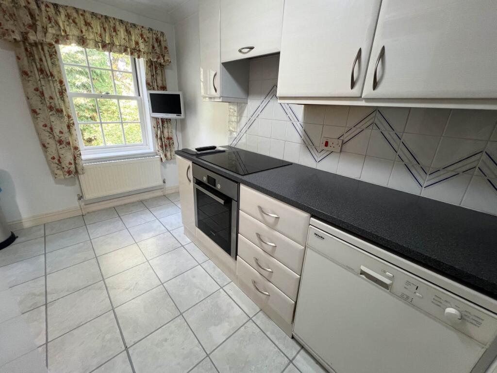 Millstream Close, Wimborne, BH21 photo 5