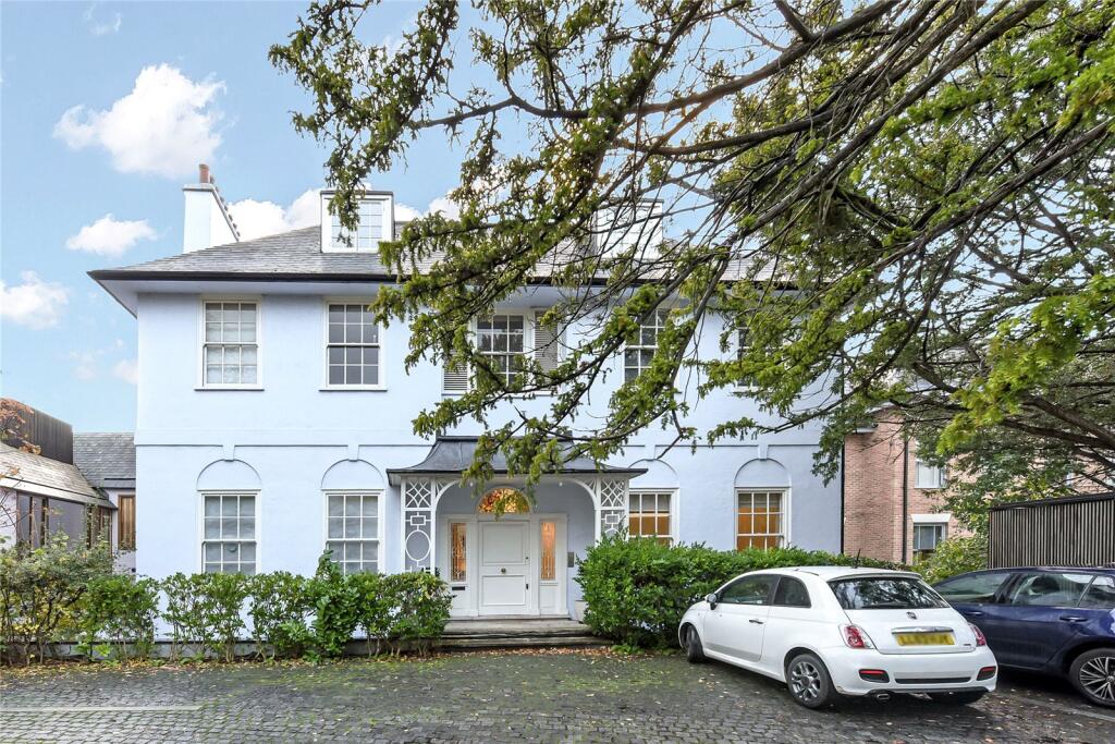 Main image of property: Woodside Villa, 11 Sydenham Hill, Sydenham Hill, SE26