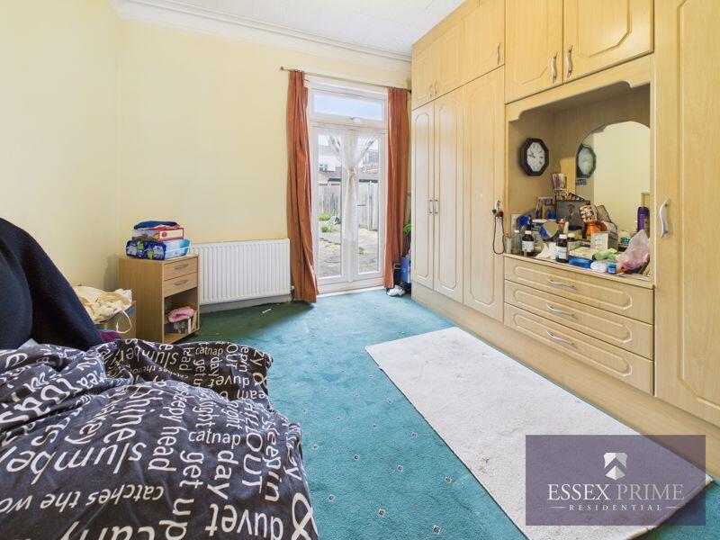 House in London - View 6