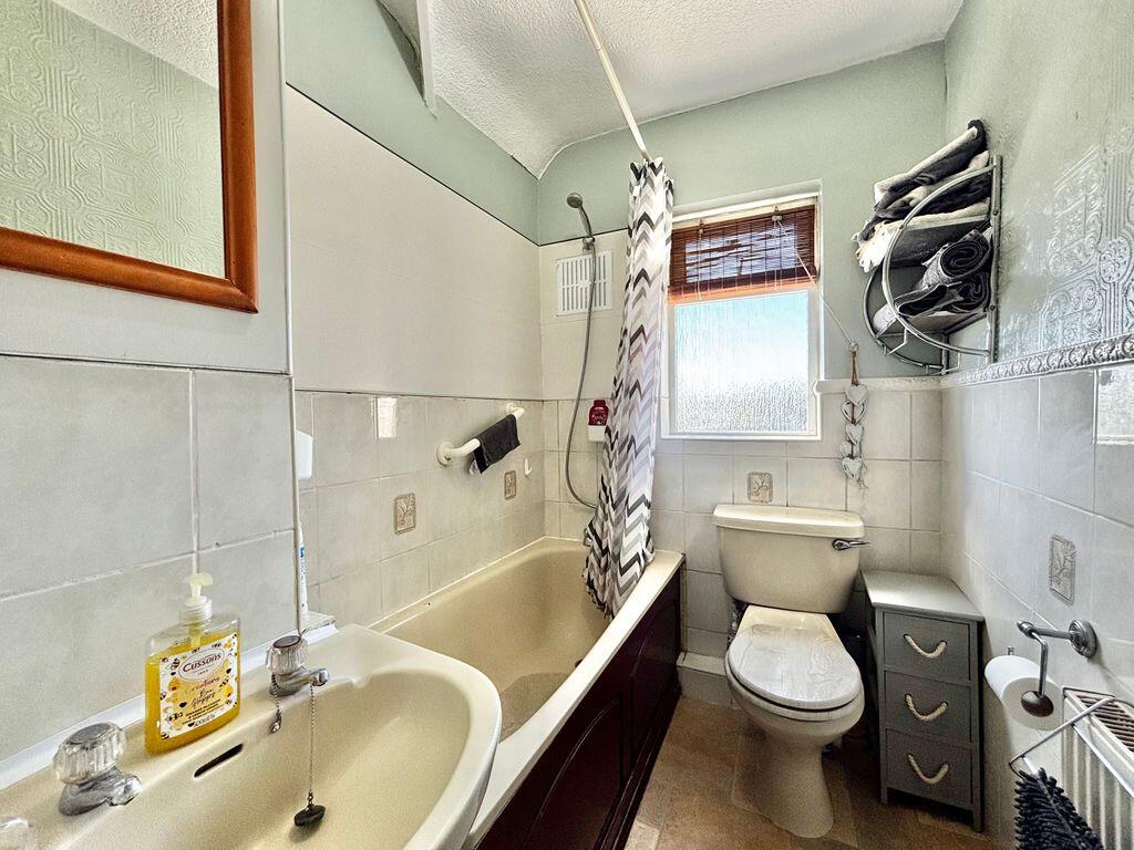 Additional image 26 of Hillingford Avenue, Great Barr, Birmingham B43 7JX