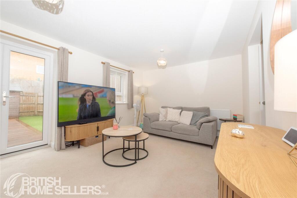 House in Northampton, Wellingborough - View 4