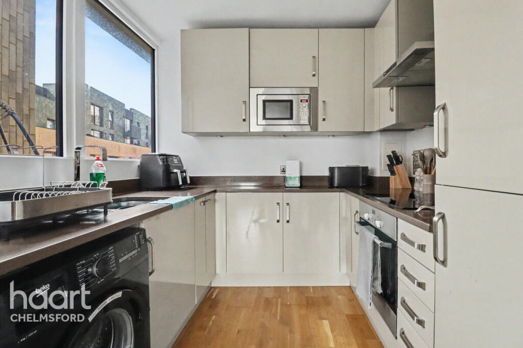 Apartment in Chelmsford, Moulsham - More