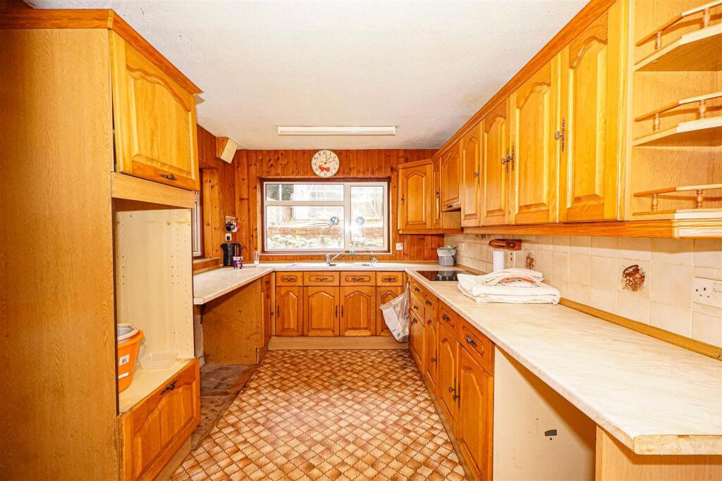 House in Ore, Bachelor's Bump - View 4