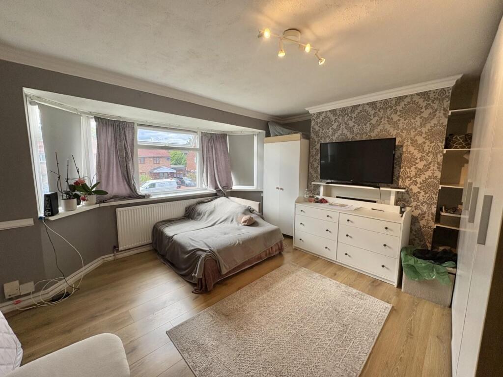 Main image of property: Larch Crescent, Hayes