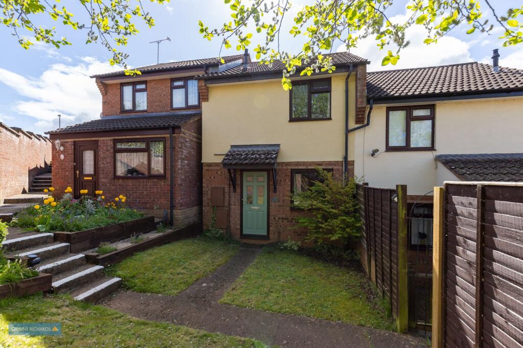 2-bed terraced on Millstream Gardens, Tonedale, TA21, £205,000