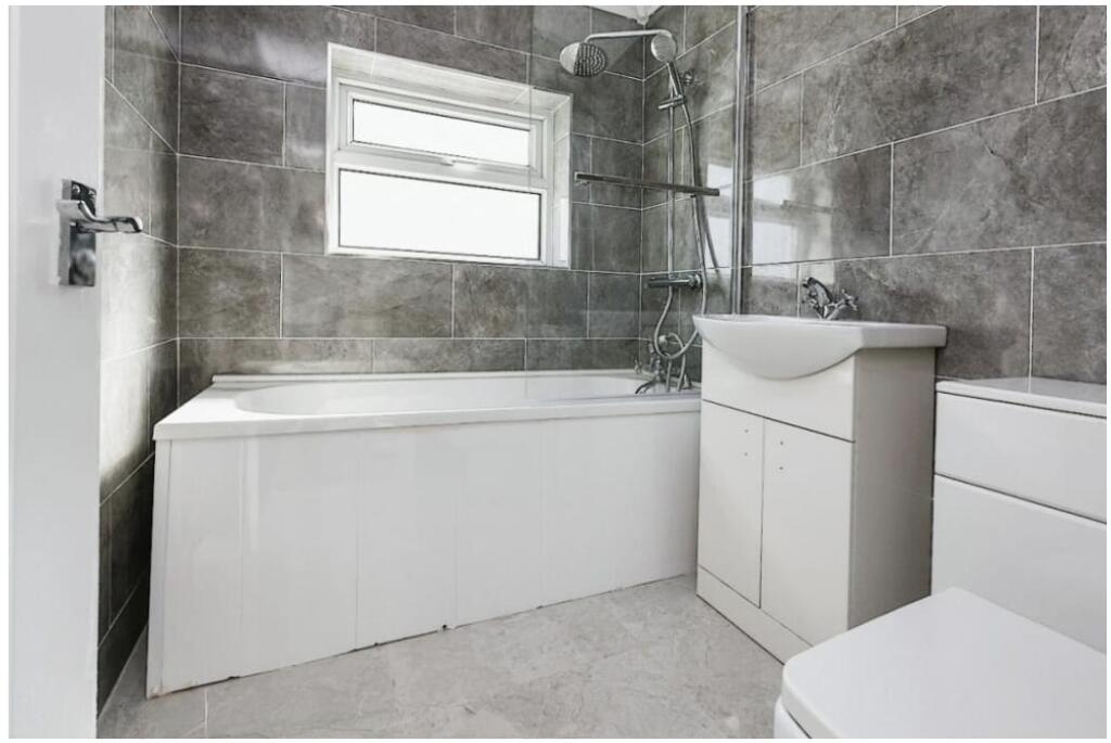 Additional image 9 of Edenhurst Road, Northfield B31