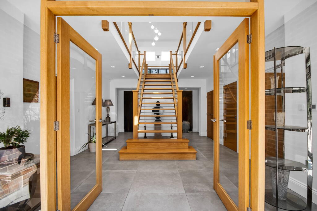 House in Birmingham - View 4