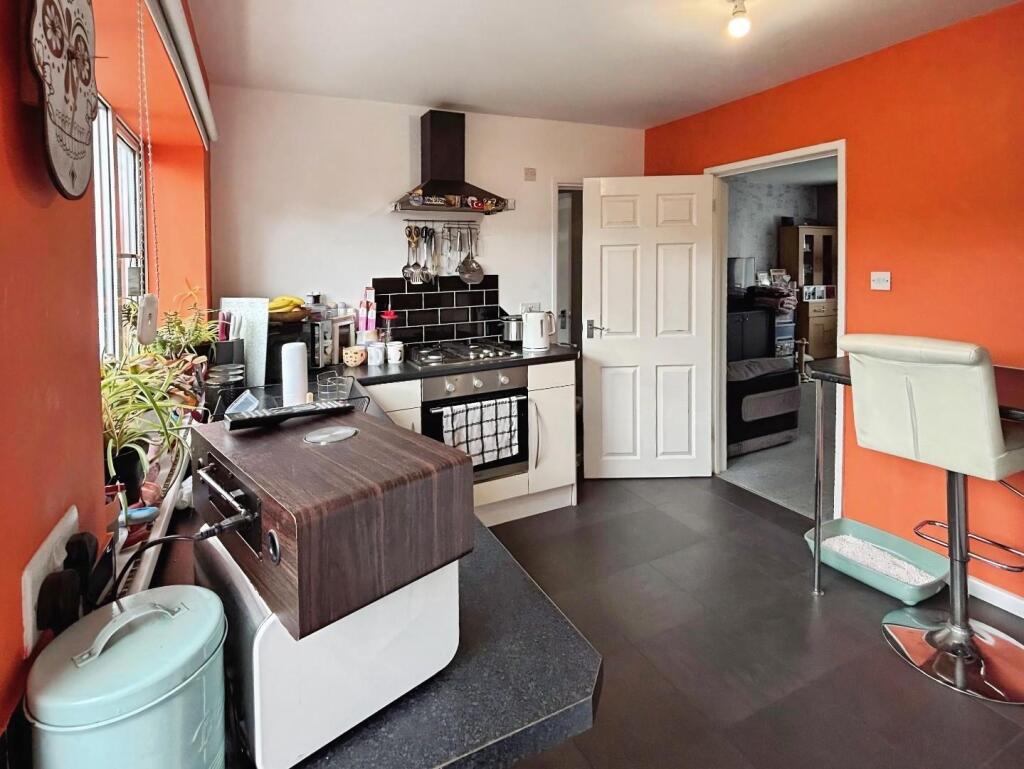 House in Birmingham, West Midlands - View 3
