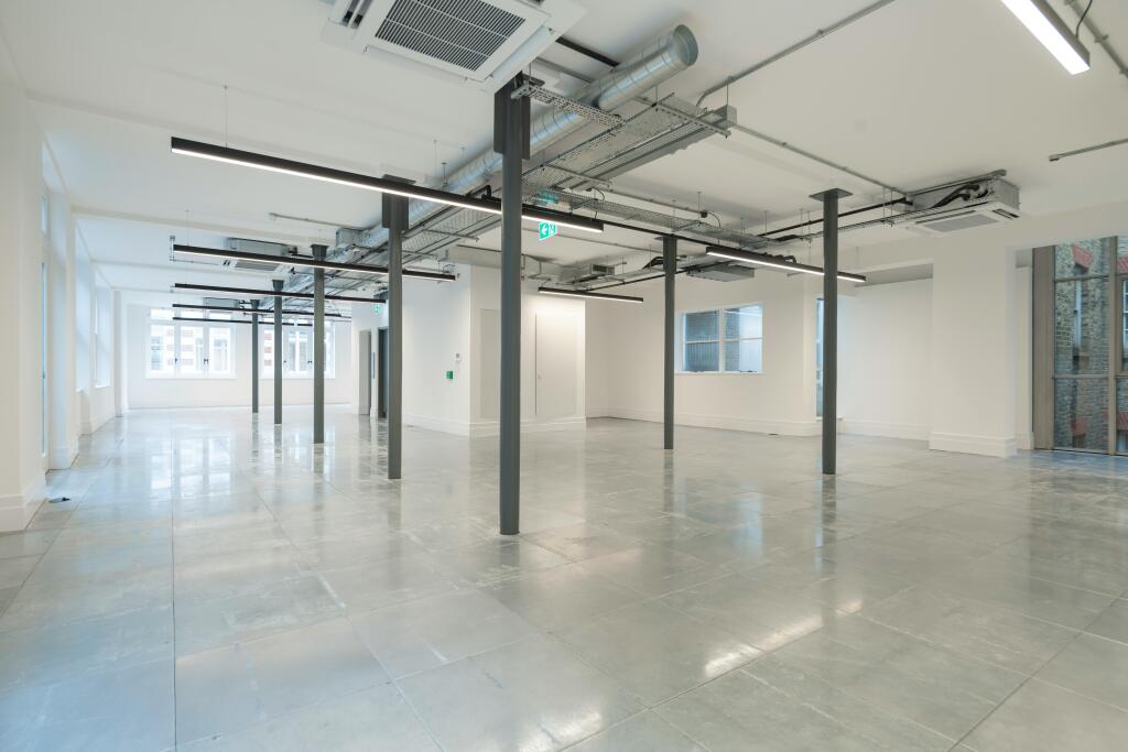 MC4362-8213-HR.jpg