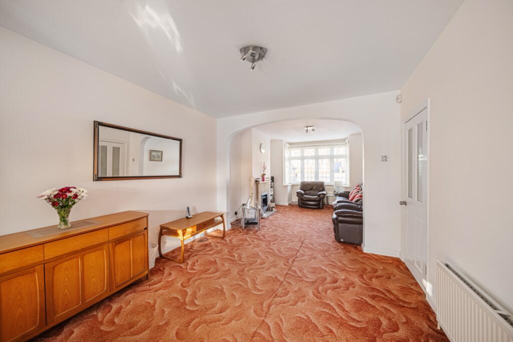 House in London - View 3