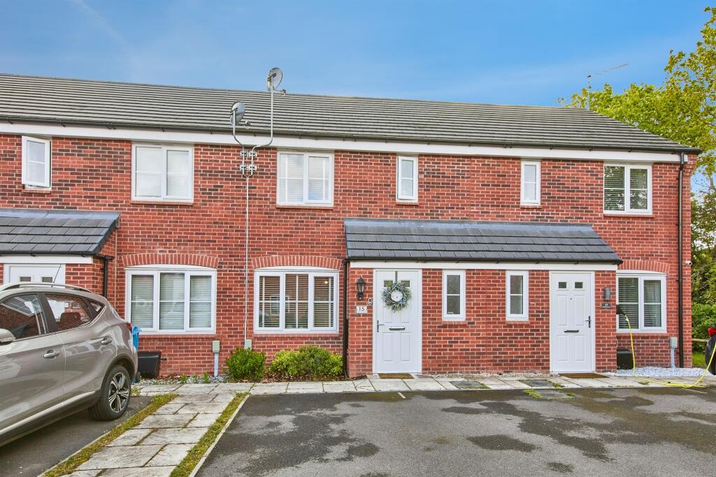 Main image of property: Wolfscote Close, Oakwood, Derby
