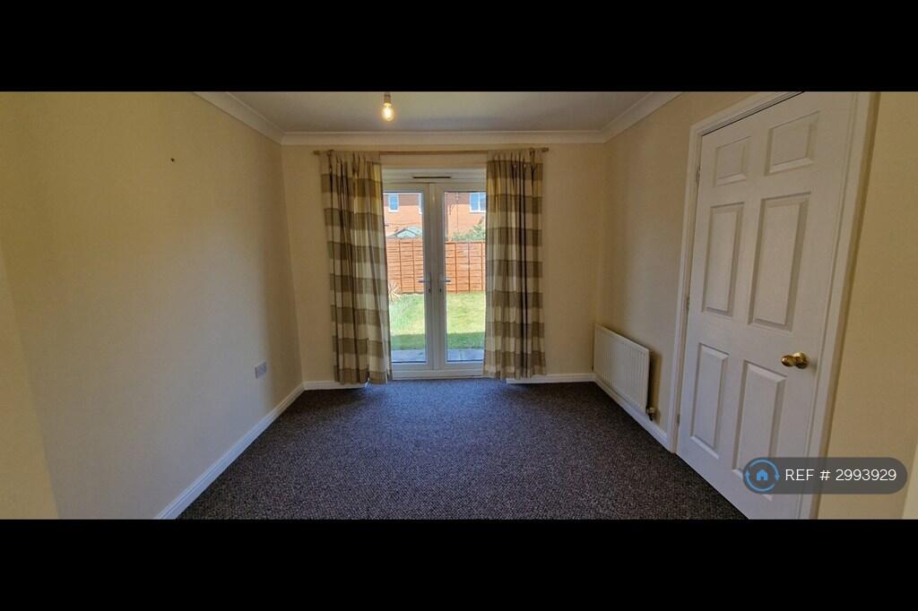 House in Wakefield - View 5