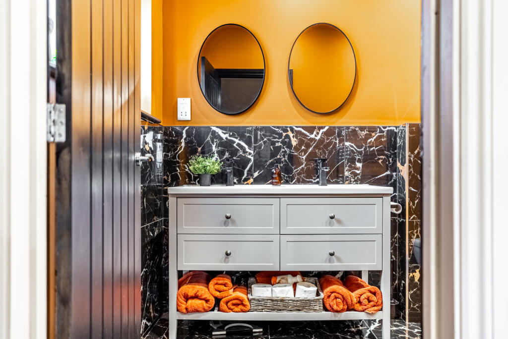 Additional image 21 of Oakwood Road, Bricket Wood, St. Albans, Hertfordshire, AL2