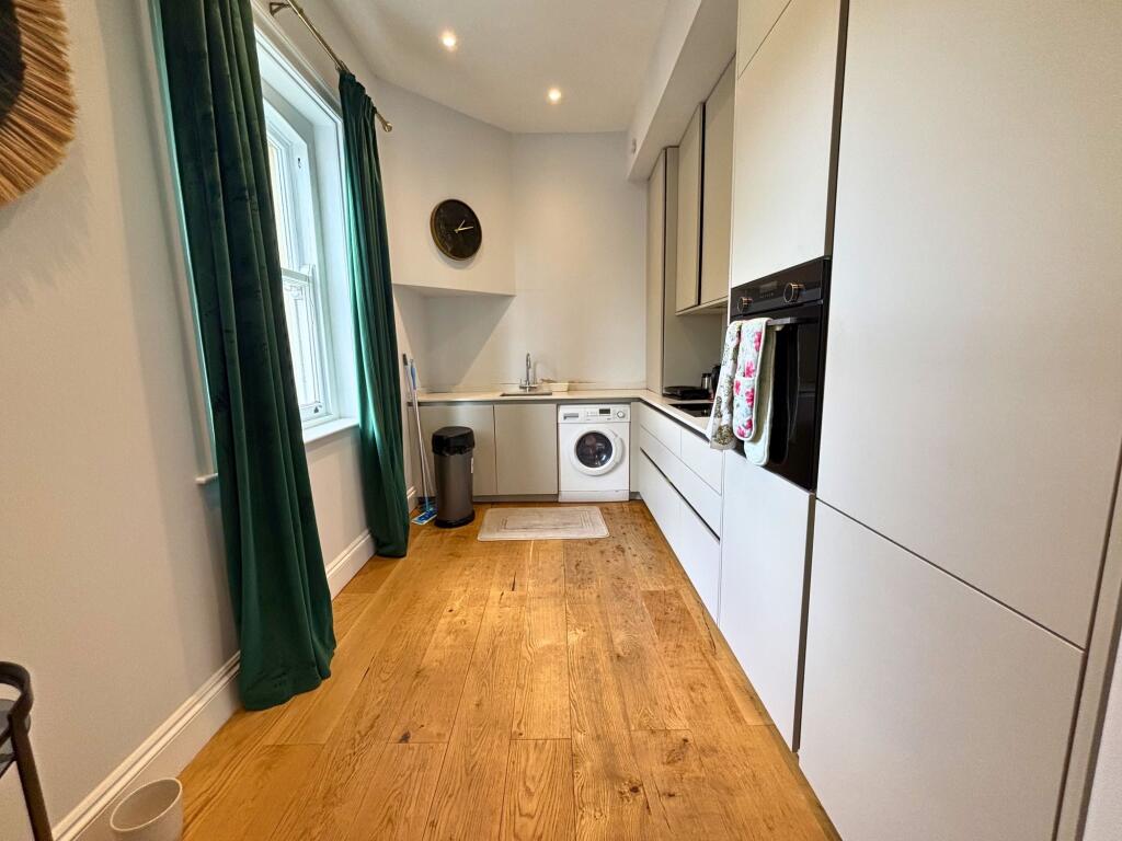 Main image of property: High Street, Exeter, EX4